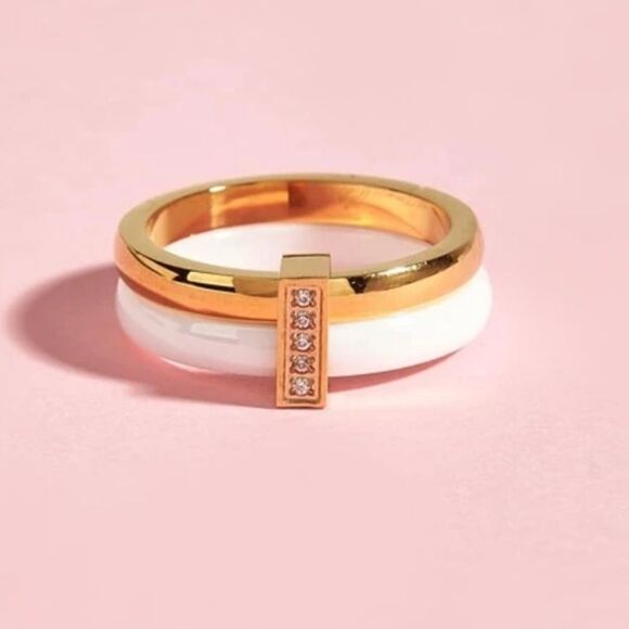 Gold and White Ring N830 - Picture 2 of 5